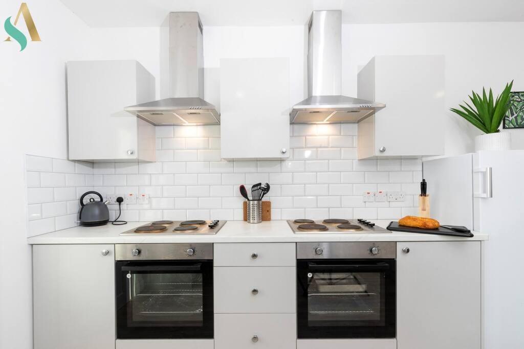 5 Double Bedrooms With Ensuites - Teesside House Tsac Redcar Exteriör bild